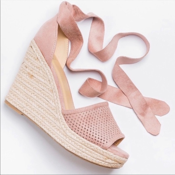 ☀️HOST PICK 5/5✨ BRYNN-BESTSELLER - Picture 3 of 5